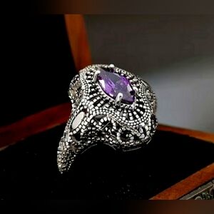 Silver and Amethyst antique inspired ring, sz 6, NWT